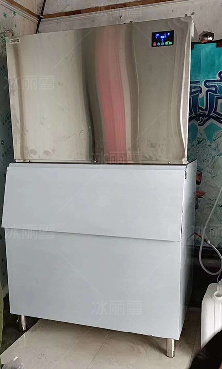 1-230221104Uc15.jpg